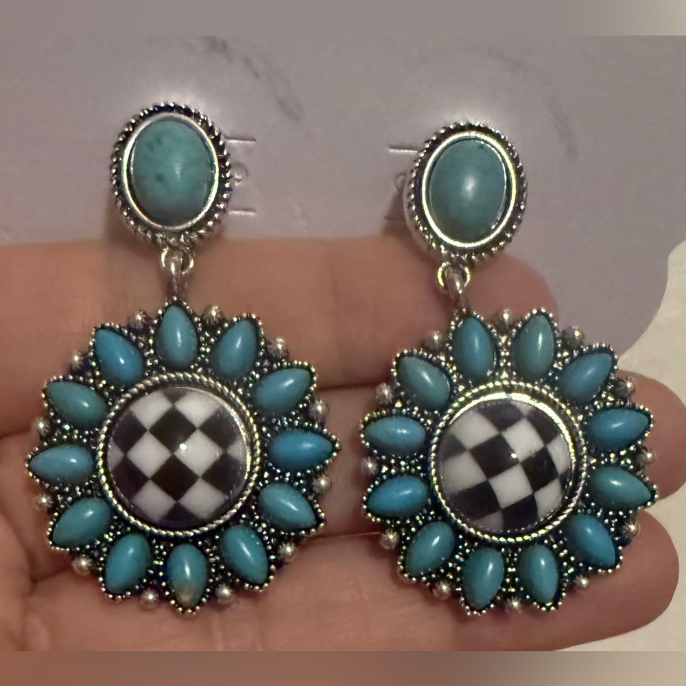 🔥Gorgeous Western/Boho Checkerboard & Faux Turquoise Earrings🔥 BRAND NEW!